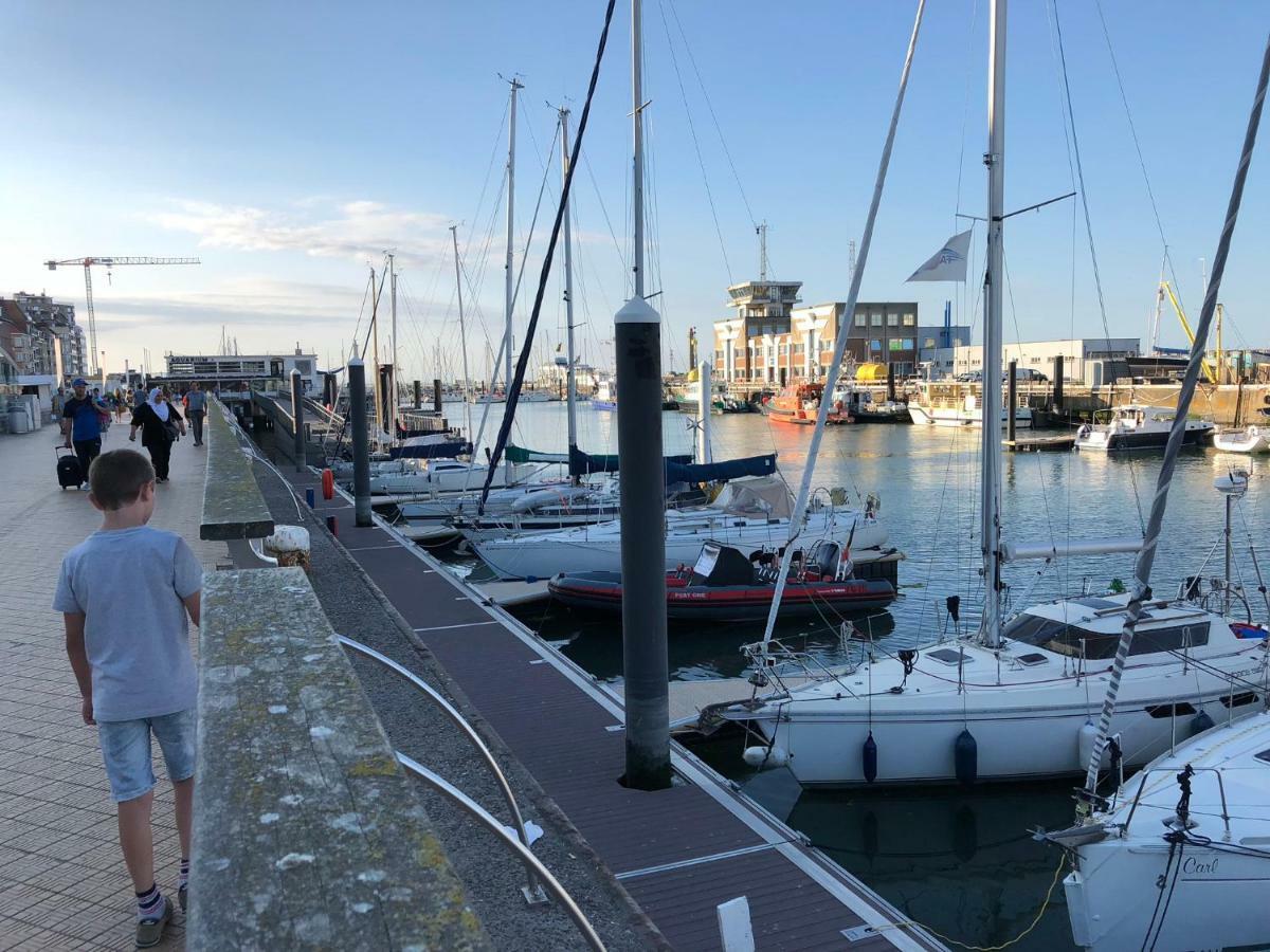 Panoramic View On Beach, Ships, Sea - Place To Be Apartment Ostend